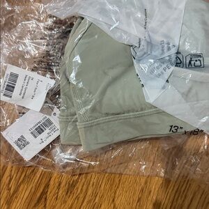 lululemon Flow Y Nulu Bra Fogn 8